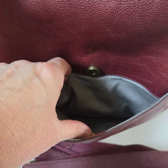 Fossil Purse Amelia Hobo Burgundy Red Cabernet Leather Boho Crossbody Bag - Picture 3 of 16